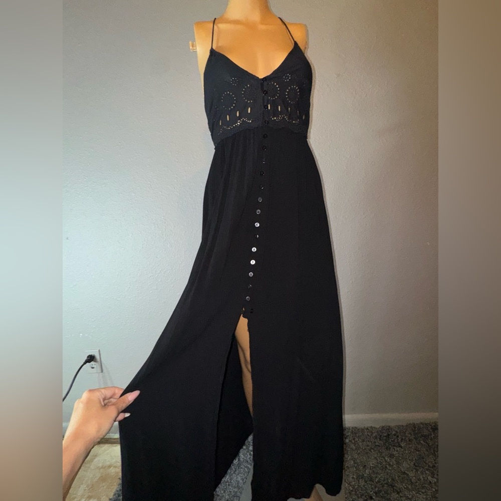 Elegant Black Maxi Dress